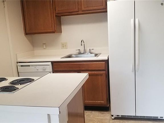 5th image of 4601 Cason Cove Dr APT 226