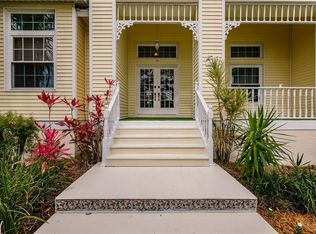 355 Dolphin Shores Cir, Nokomis, FL 34275