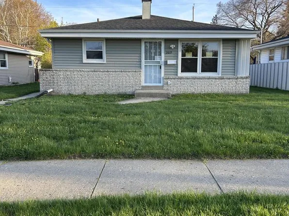 2619 E Bolivar AVENUE, Saint Francis, WI 53235