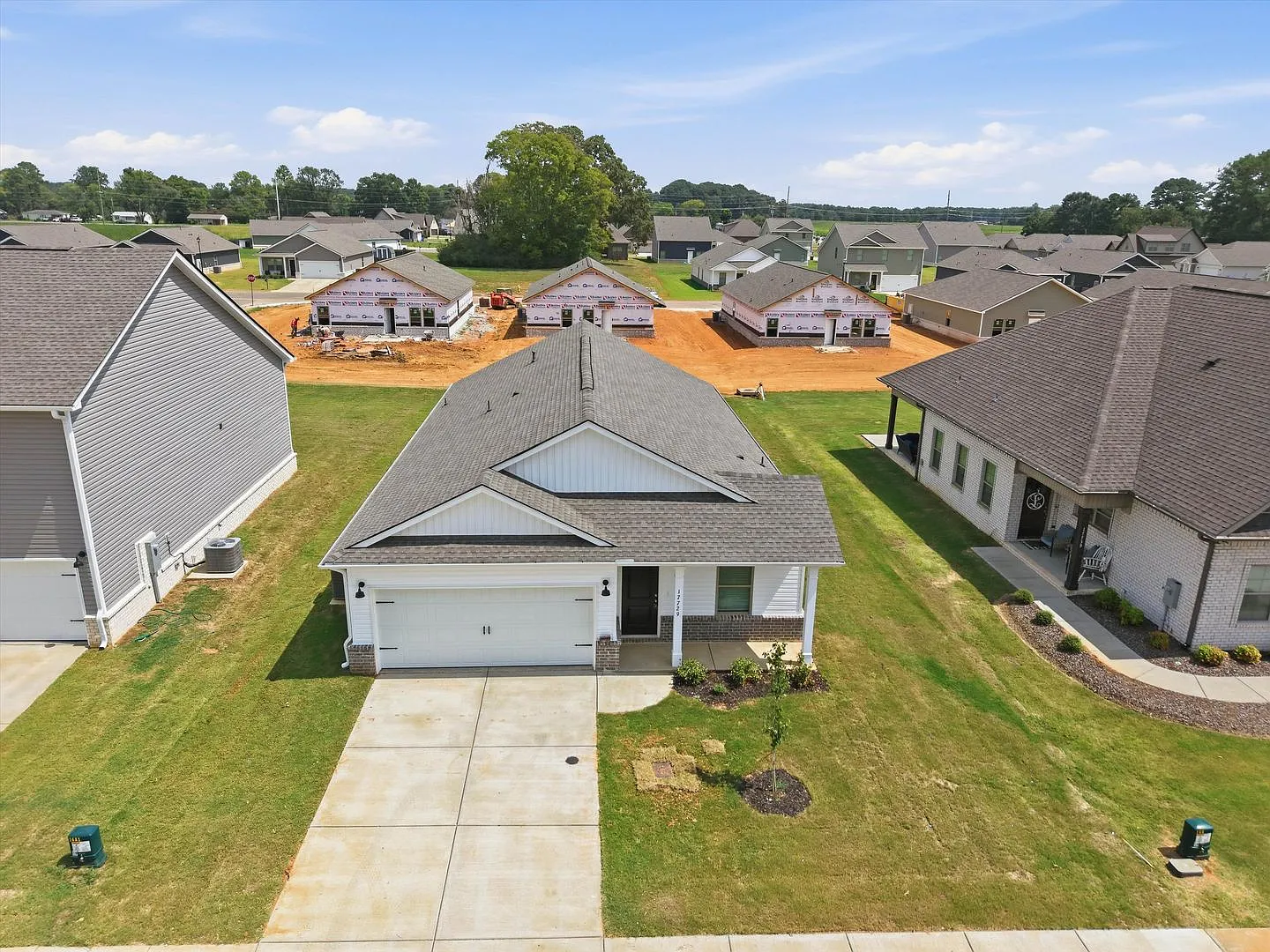 Brand New 4br Home In Lucas Ferry Farms! — Photo 3