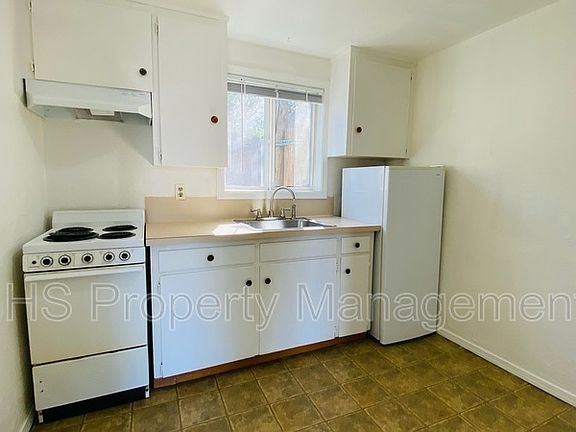 4th image of 4335 Fallon Dr #15