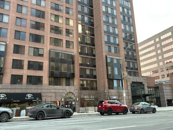 4 Martine Ave APT 1501, White Plains, NY 10606