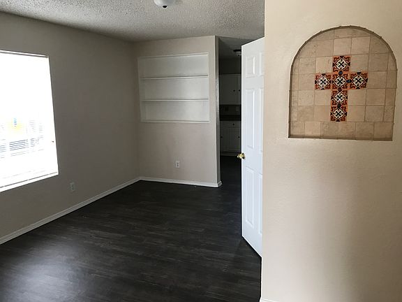 5th image of 5224 Yeary St