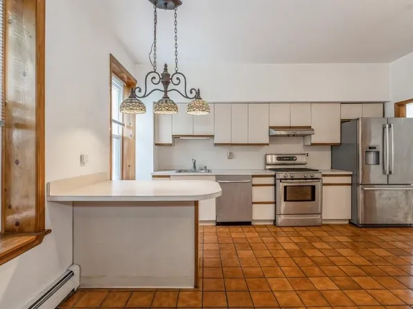 212 Warren Street image 6 of 18