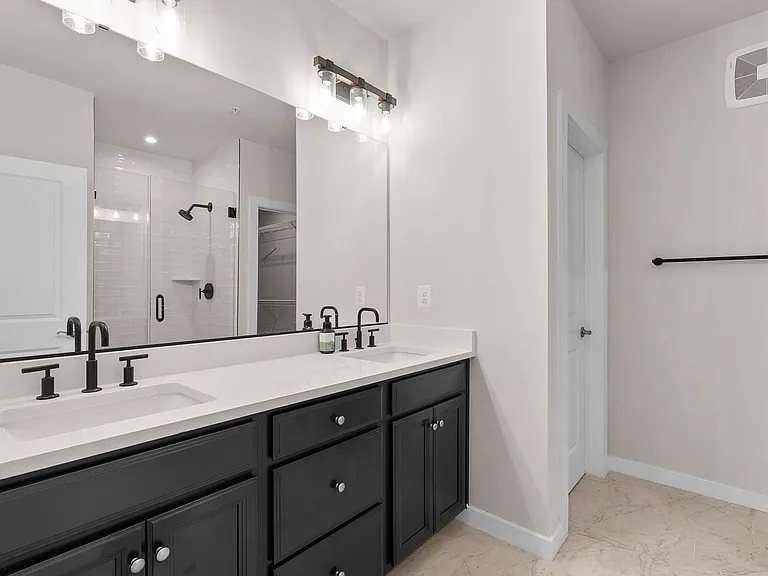 16302 Connors Way #21 — Photo 31
