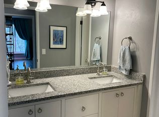 4860 S Highland Cir APT 6, Holladay, UT 84117