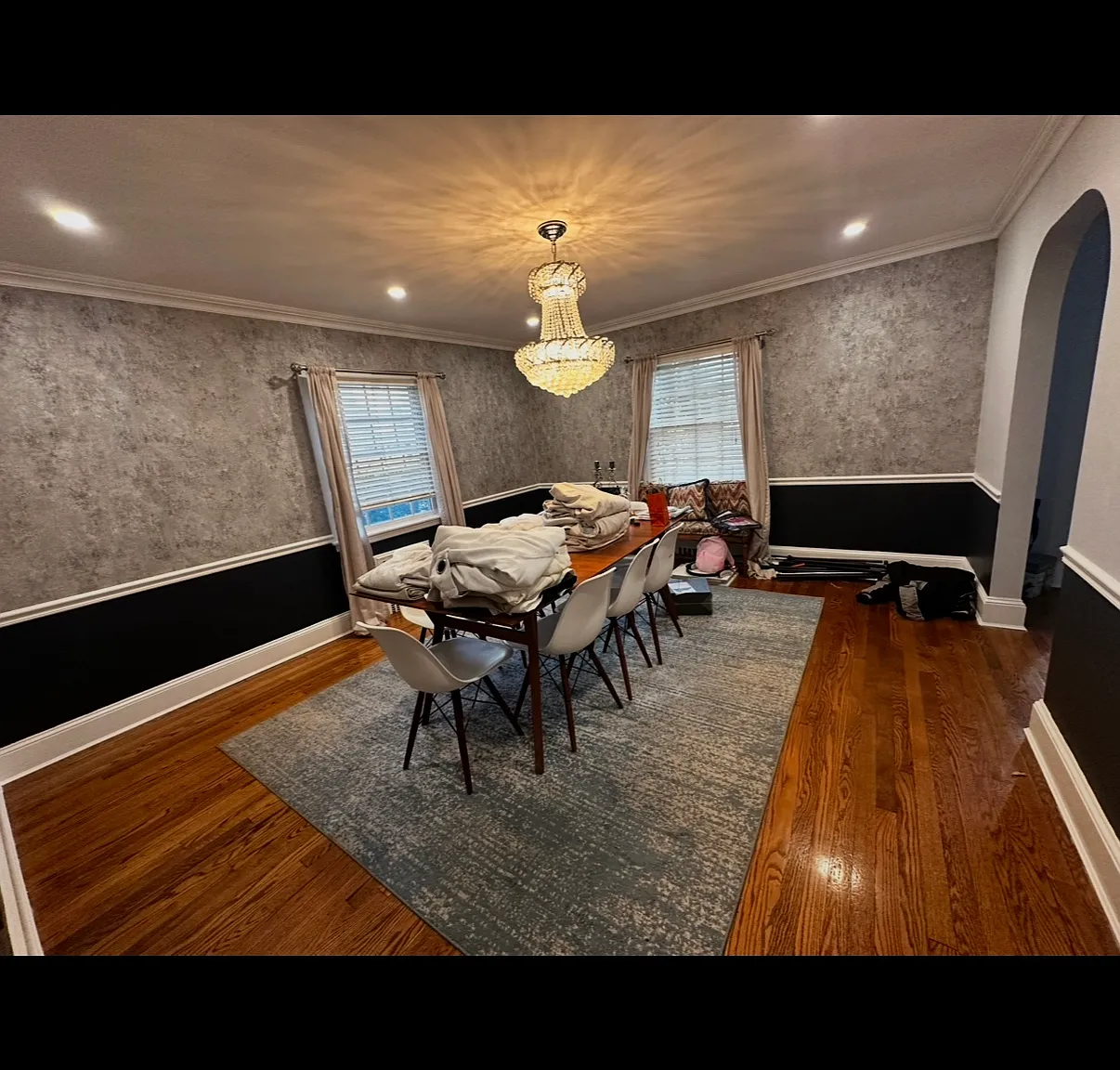 4 bed, 2634 sqft, $9,950 — Photo 2