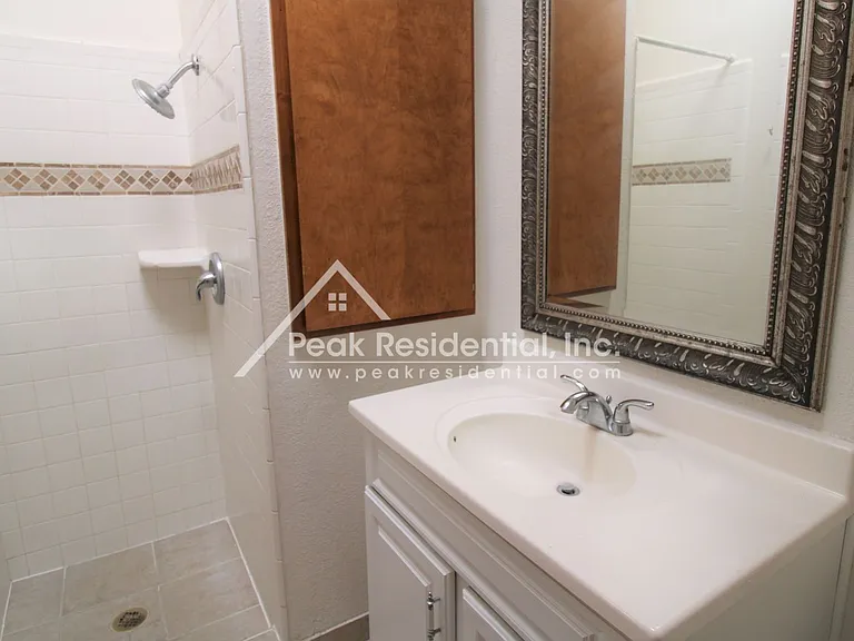 5820 Shenandoah Dr — Photo 13