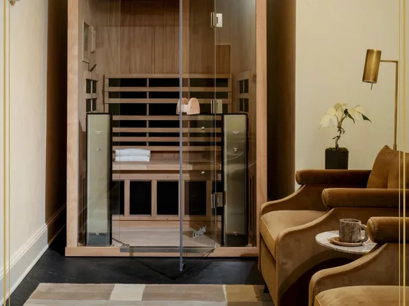 The Heron Museum District