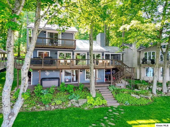 553 Highland Hills Dr, Howard, OH 43028