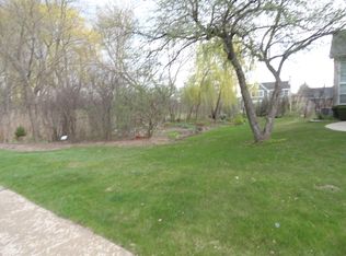 541 N Smith St, Palatine, IL 60067