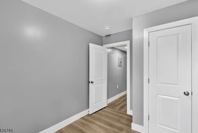 220 3rd St #17 — Photo 7
