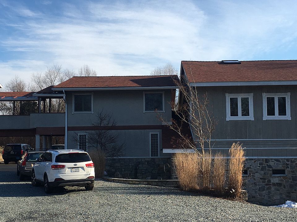2nd image of 13513 River Rd
