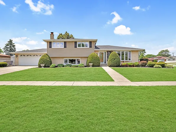 14106 S Chestnut Ln, Orland Park, IL 60467