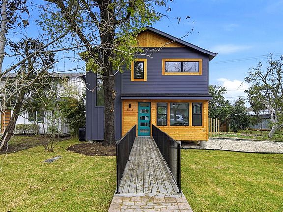 2nd image of 300 Lightsey Rd #2