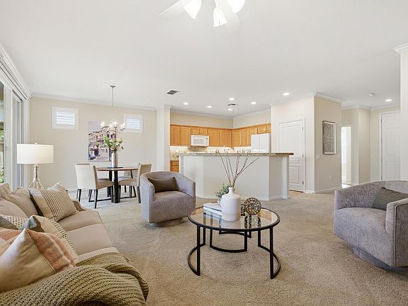 3rd image of 349 Lilac Ln