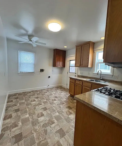 249 4th Ave #249 — Photo 9