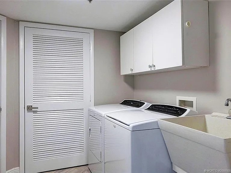 3880 N Highway A1A #905 — Photo 37