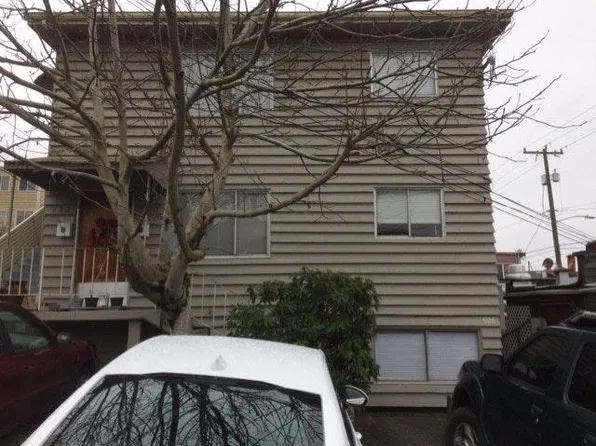 930 N 73rd St Floor 2, Seattle, WA 98103