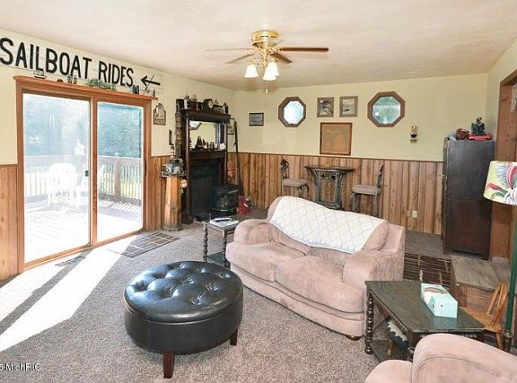 5th image of 15267 Mercury Dr