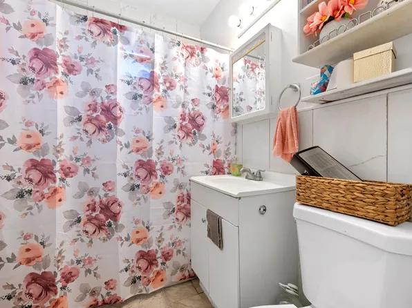 31-29 100th Street image 16 of 27