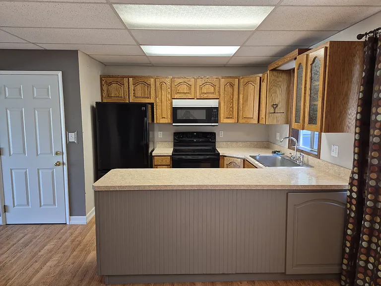 536 N Washington St — Photo 3
