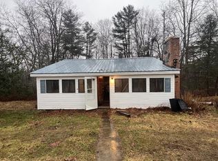 451 Clines Country Rd, Lashmeet, WV 24733