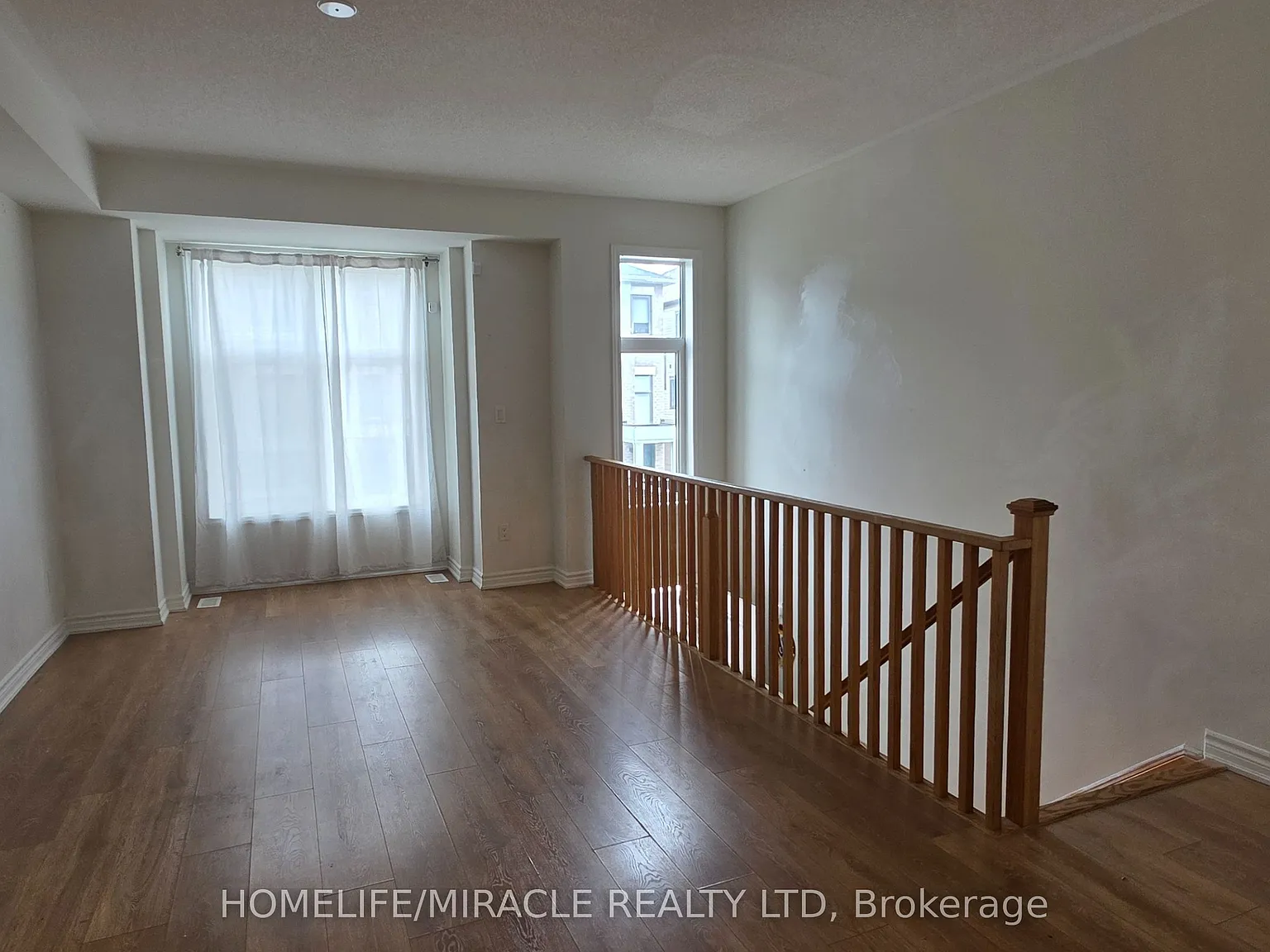 4 bed, $2,700 — Photo 3