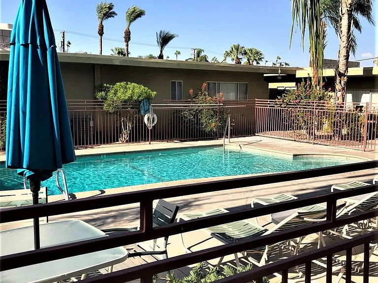 1540 N Chaparral Rd — Photo 12