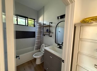 6117 Sylvia Ave, Reseda, CA 91335