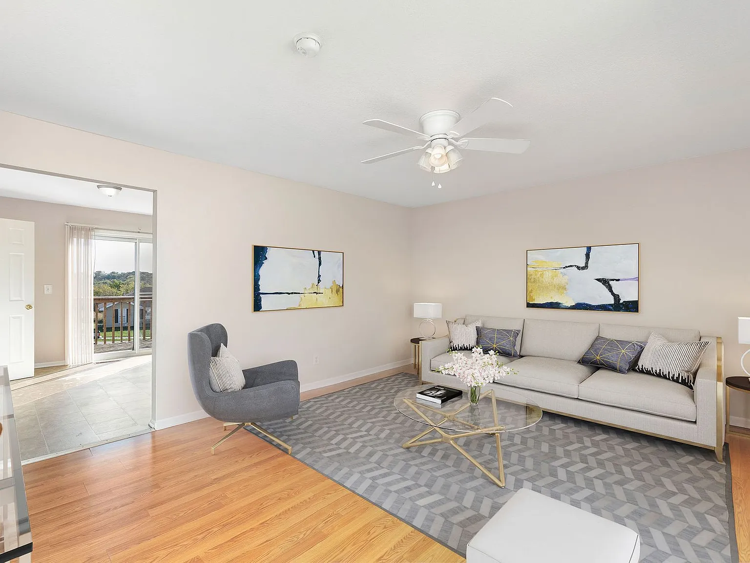 Windsor Townhomes Community — Photo 2