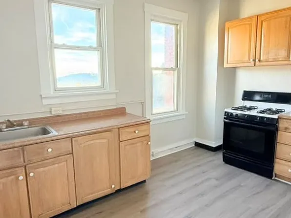 2018 Noble St, 2018 Noble St APT 4A, Pittsburgh, PA 15218