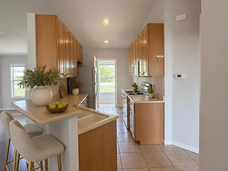 5315 Belrose St — Photo 6