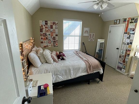 4th image of 1523 Park Pl