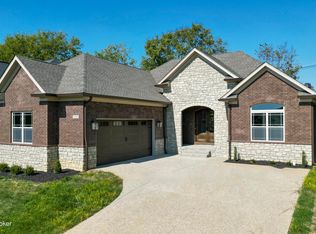 10419 Martinside Dr, Louisville, KY 40291