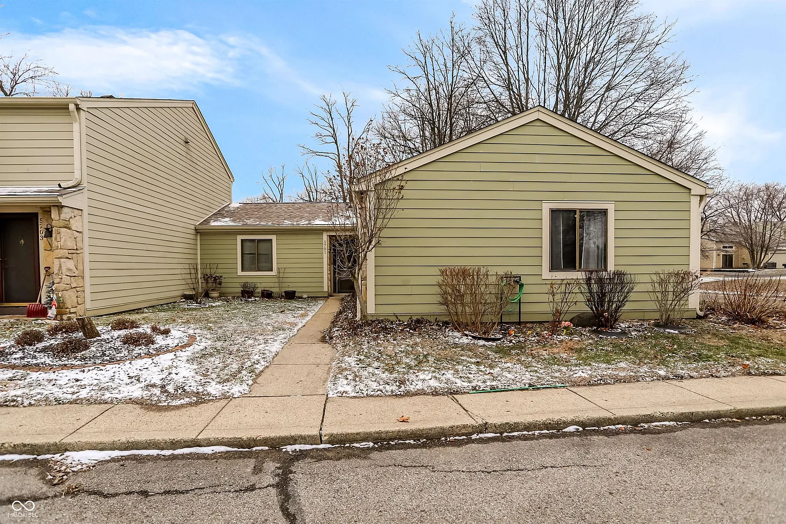 5701 Bradston Way photo 1