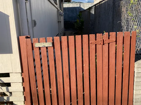 54A Hialoa St #A, Honolulu, HI 96817