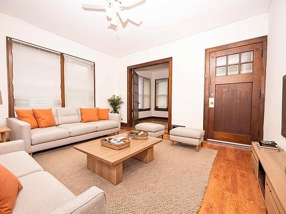 2nd image of 524 Walsh Ave