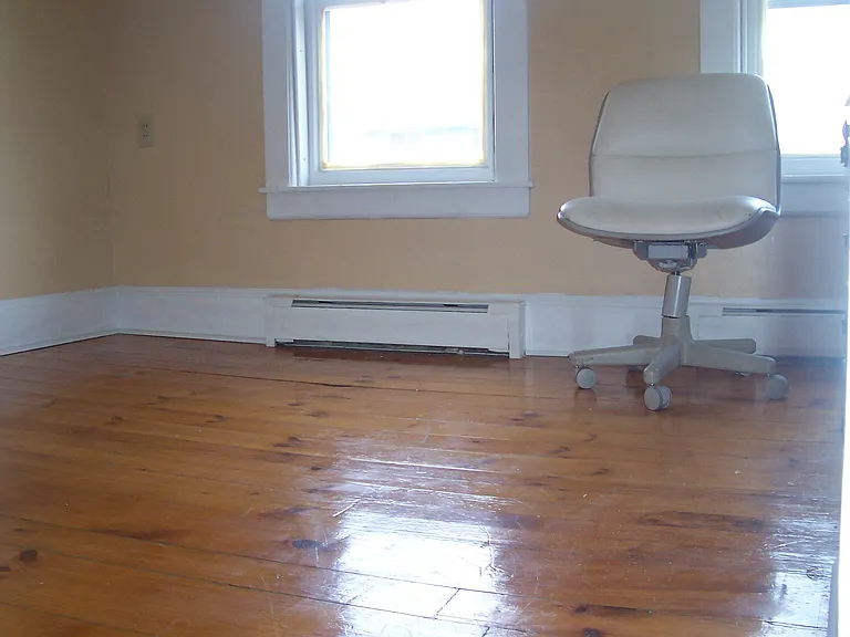 Green St — Photo 4