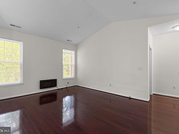 4th image of 7204 Bogley Rd Unit 303