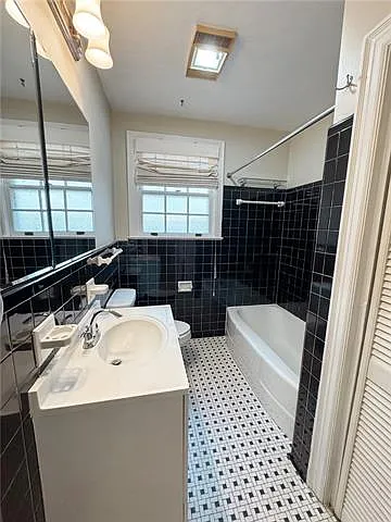 1708 Feronia St — Photo 10