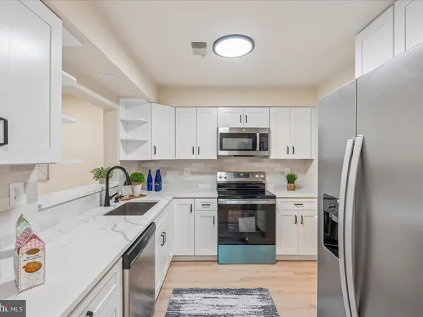 12057 Crimson Ln #198, Silver Spring, MD 20904