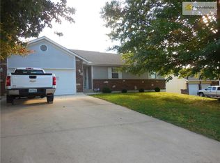 715 Raven, Raymore, MO 64083