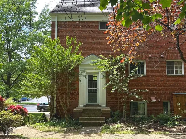 3327 Valley Dr #702, Alexandria, VA 22302