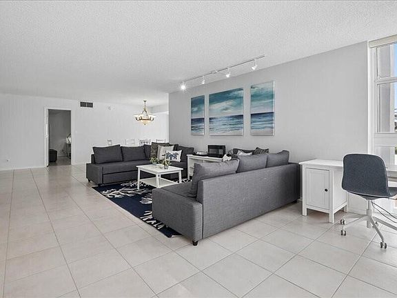4th image of 1370 S OCEAN Boulevard #305