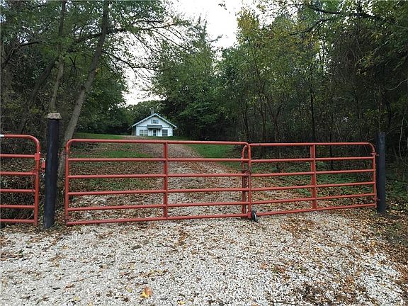 2nd image of 18027 Zephyr Ave