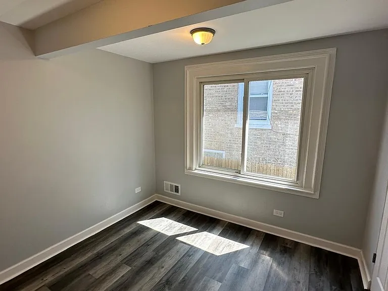 2922 N 74th Ave — Photo 9