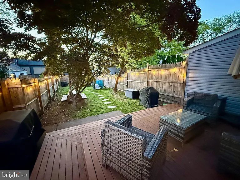 221 W Court St — Photo 20