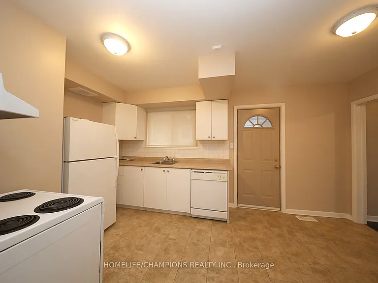 10 Cunard St — Photo 3