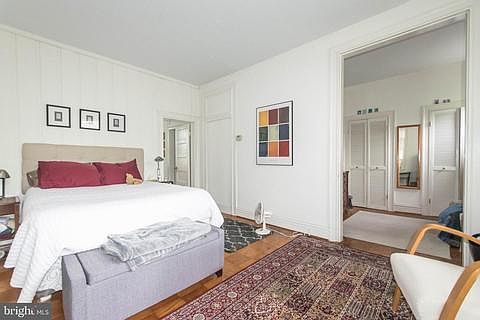 2nd image of 720 Gladstone Ave APT 2